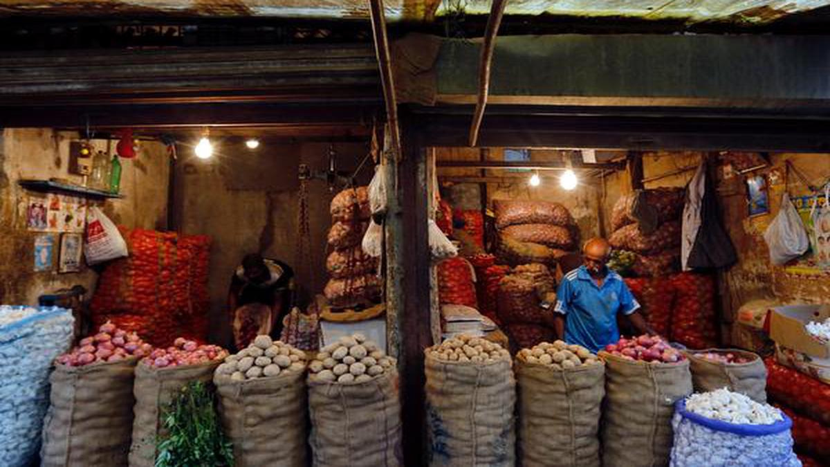 'भारत की थोक मुद्रास्फीति सितंबर में लगातार छठे महीने नकारात्मक बनी हुई है'
